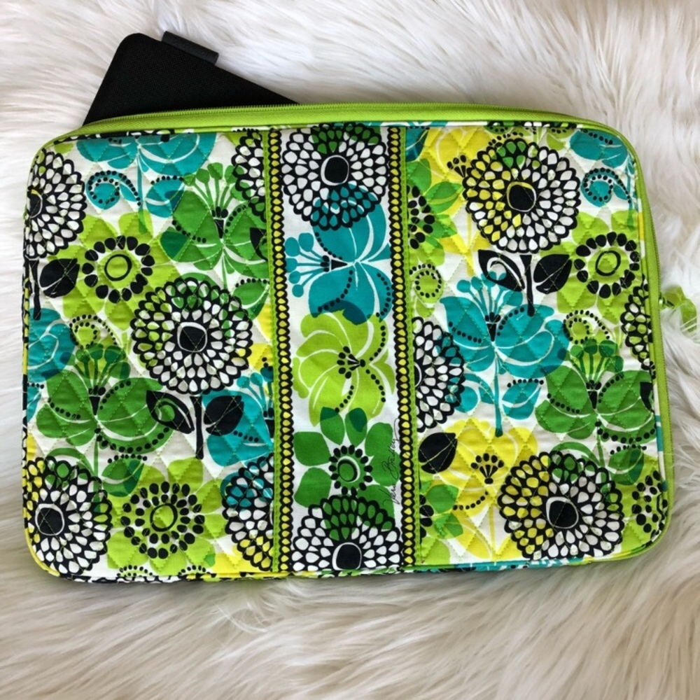 Vera Bradley laptop sleeve